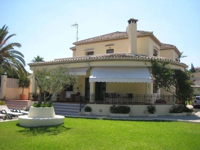 6 quarto Moradia para venda em Nueva Andalucia, Marbella com piscina garagem - 2 500 000 € (Ref: 9344462)