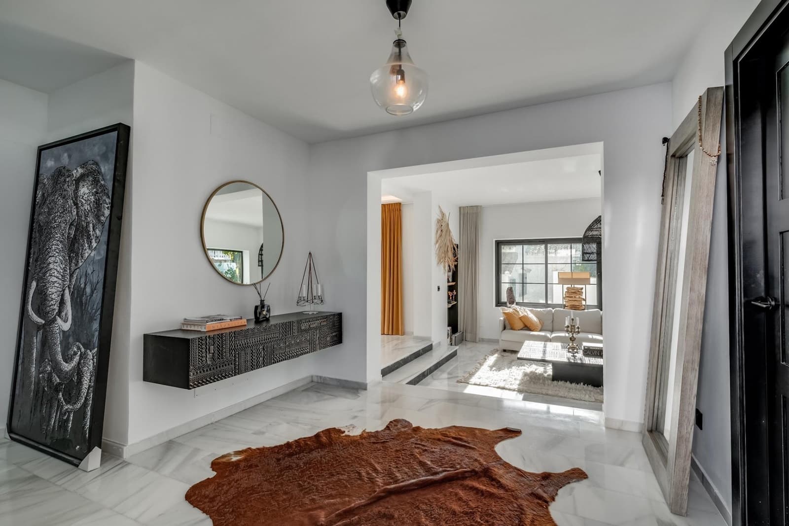 5 soveværelse Villa til salg i Nueva Andalucia med swimmingpool garage - € 1.894.000 (Ref: 9344464)