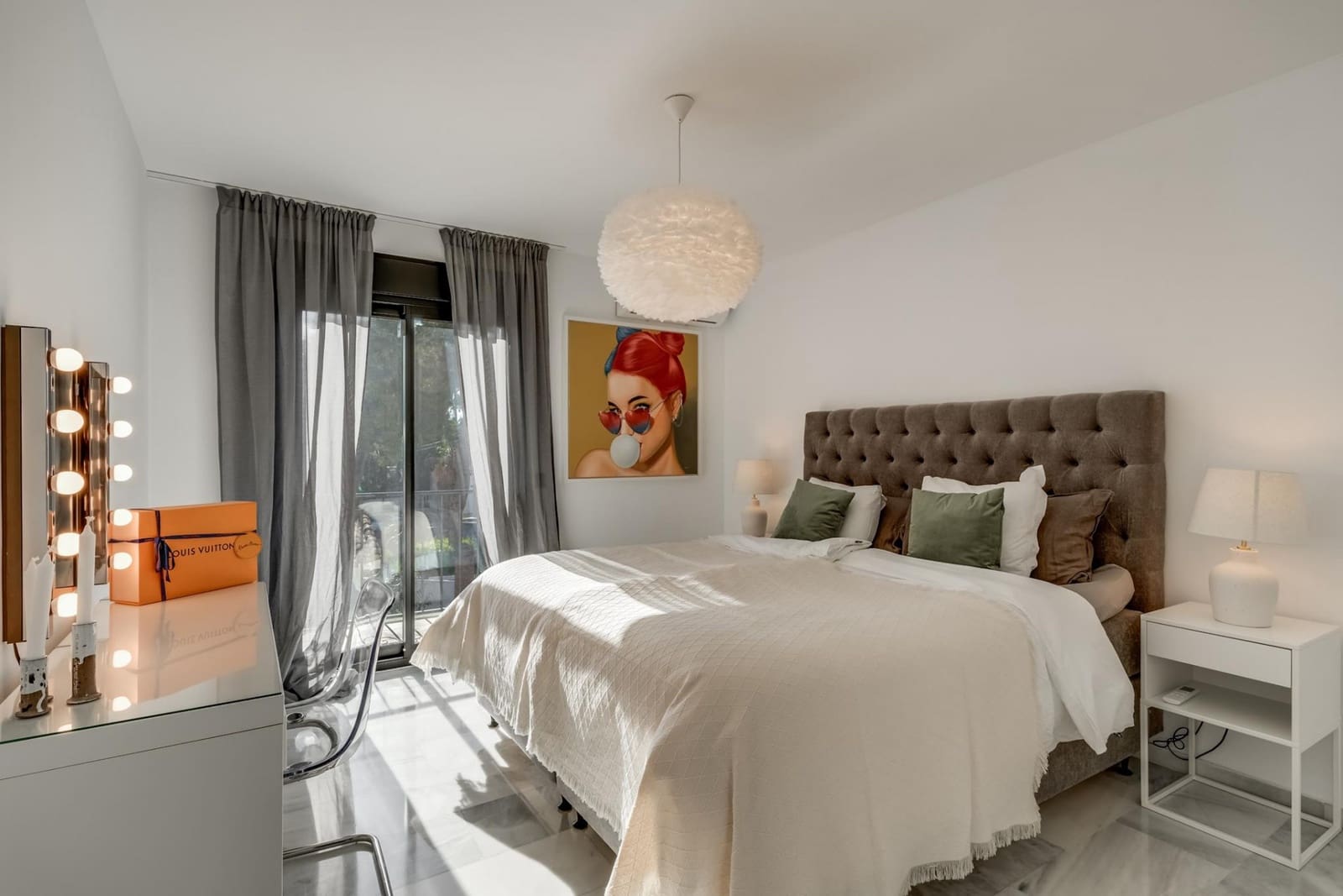 5 soveværelse Villa til salg i Nueva Andalucia med swimmingpool garage - € 1.894.000 (Ref: 9344464)