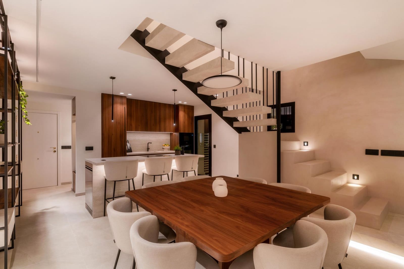 3 slaapkamer Penthouse te koop in Nueva Andalucia met zwembad garage - € 1.550.000 (Ref: 9344465)