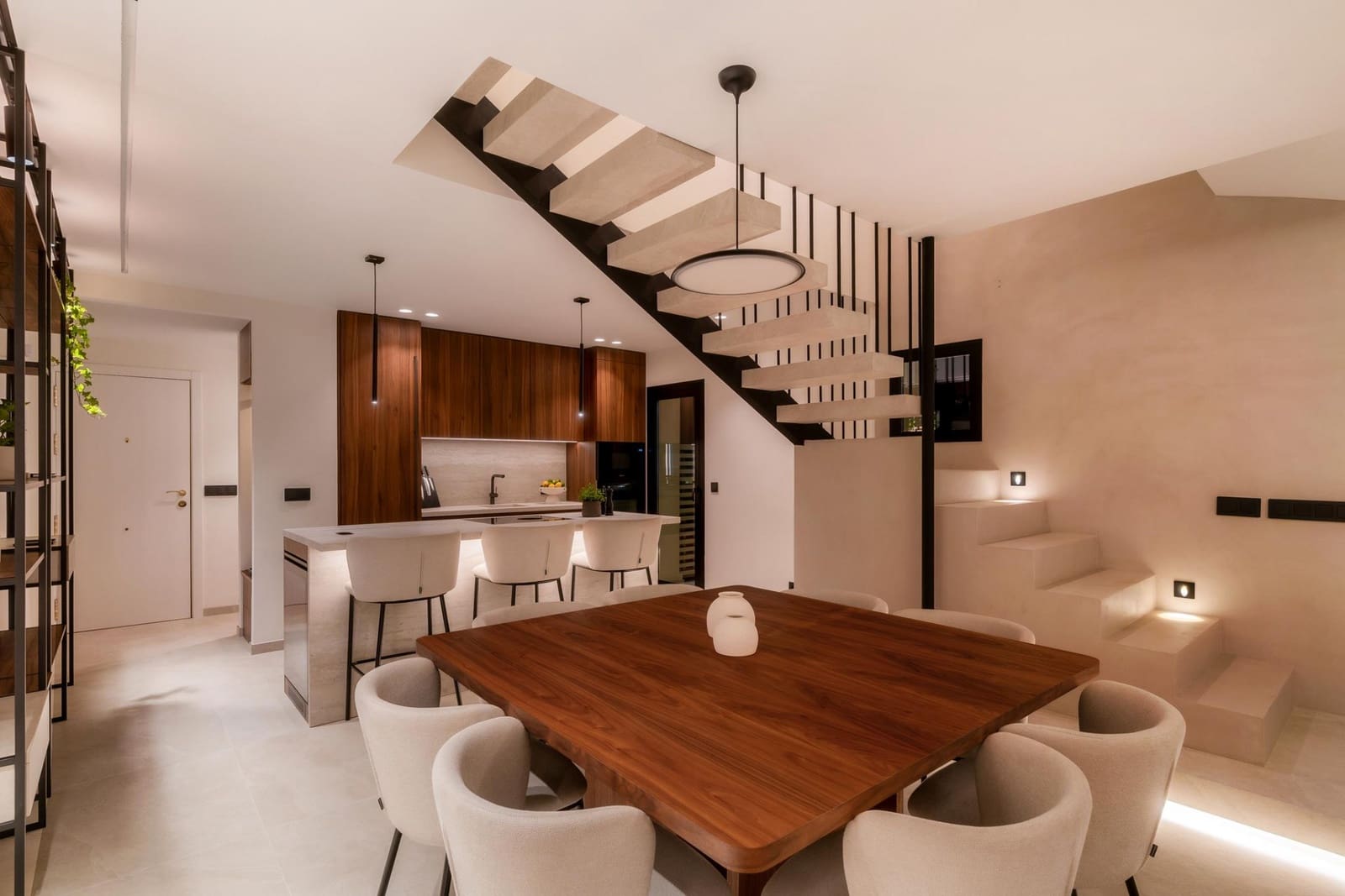 3 slaapkamer Penthouse te koop in Nueva Andalucia met zwembad garage - € 1.550.000 (Ref: 9344465)