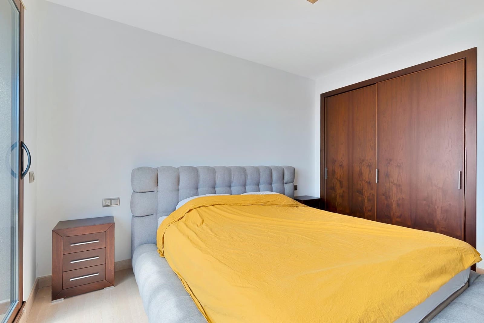 Ático de 3 habitaciones en Marbella en venta con piscina garaje - 1.495.000 € (Ref: 9344466)