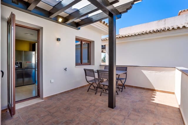 3 Zimmer Penthouse zu verkaufen in Marbella mit Pool Garage - 1.495.000 € (Ref: 9344466)