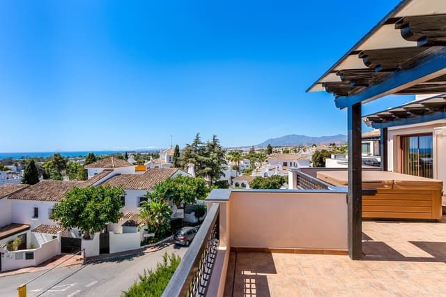 3 Zimmer Penthouse zu verkaufen in Marbella mit Pool Garage - 1.495.000 € (Ref: 9344466)