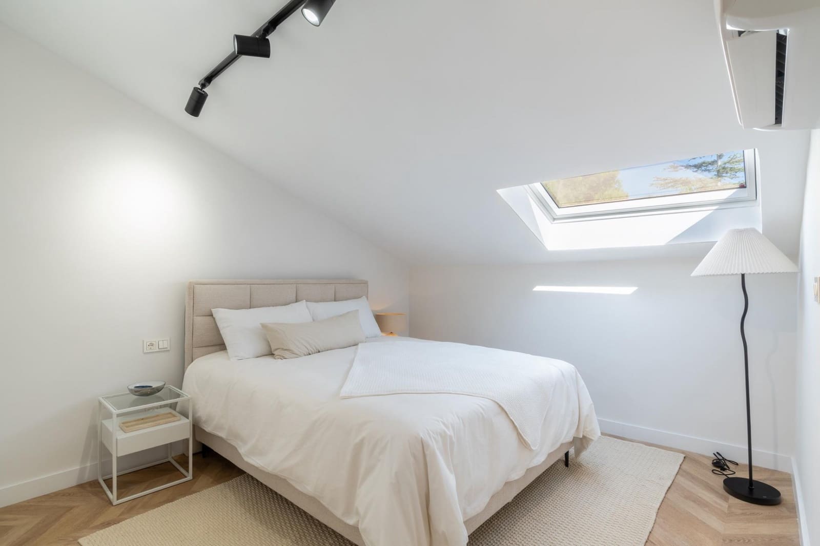 4 soverom Hus til salgs i Marbella med svømmebasseng garasje - € 1 195 000 (Ref: 9344467)