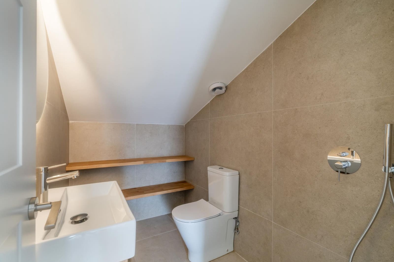 4 bedroom Townhouse for sale in Marbella with pool garage - € 1,195,000 (Ref: 9344467)