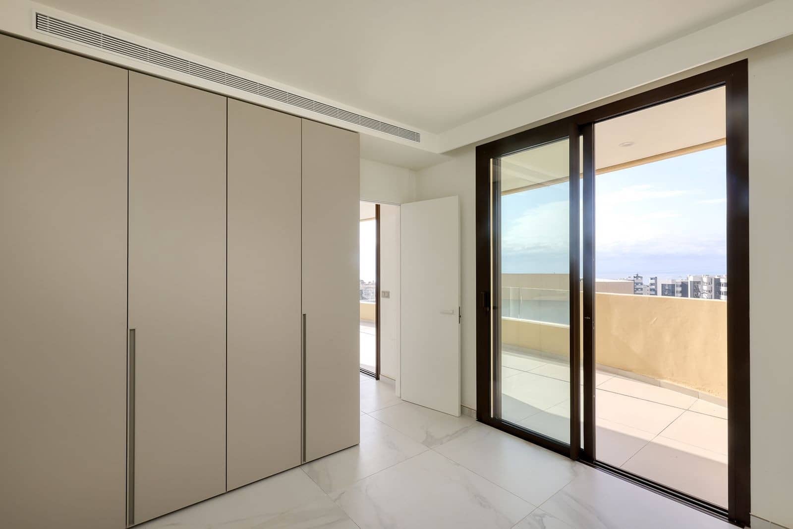 3 soveværelse Lejlighed til salg i Benalmadena med swimmingpool garage - € 949.000 (Ref: 9344468)