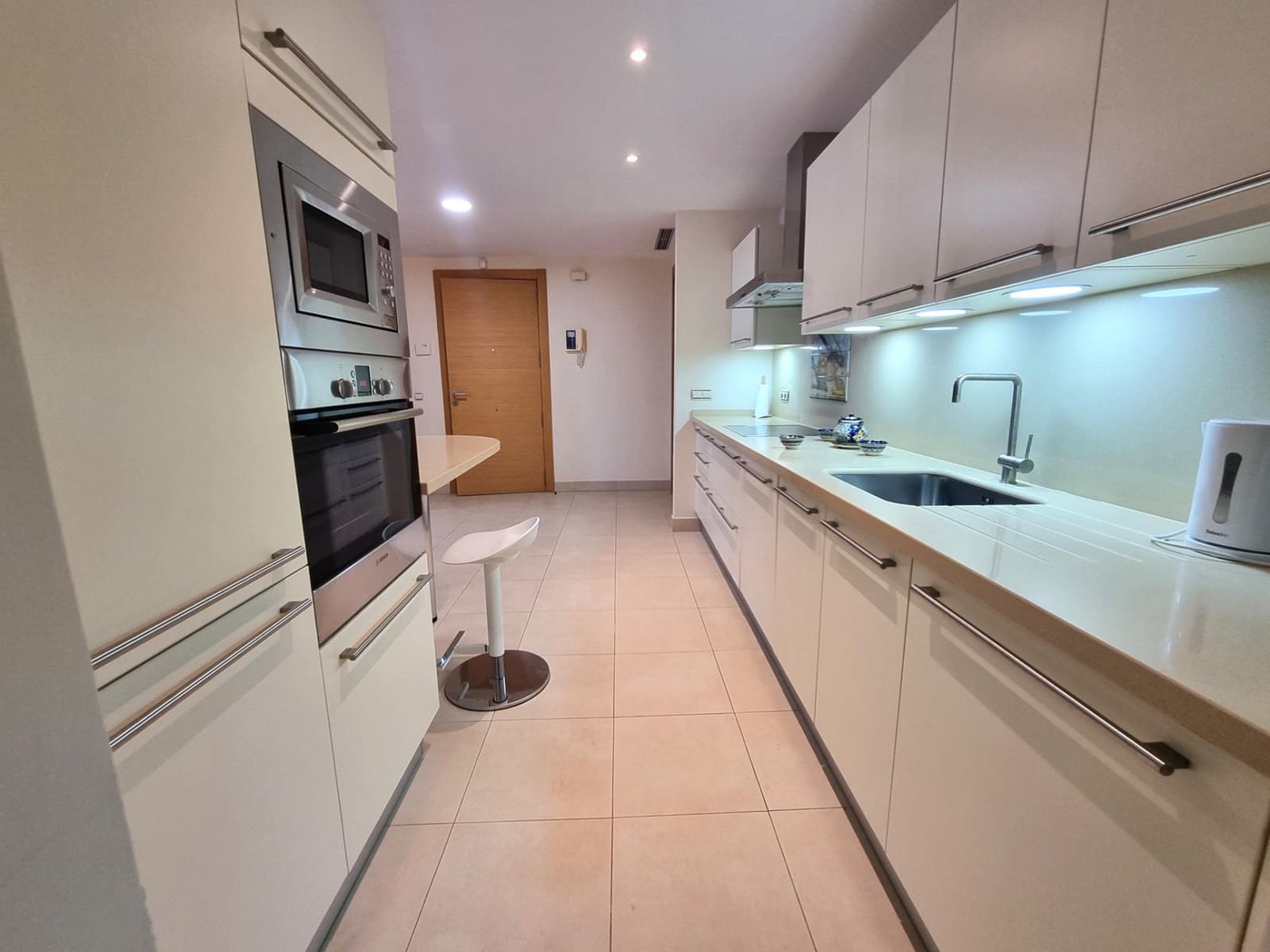 3 slaapkamer Appartement te koop in Marbella met zwembad garage - € 650.000 (Ref: 9344469)