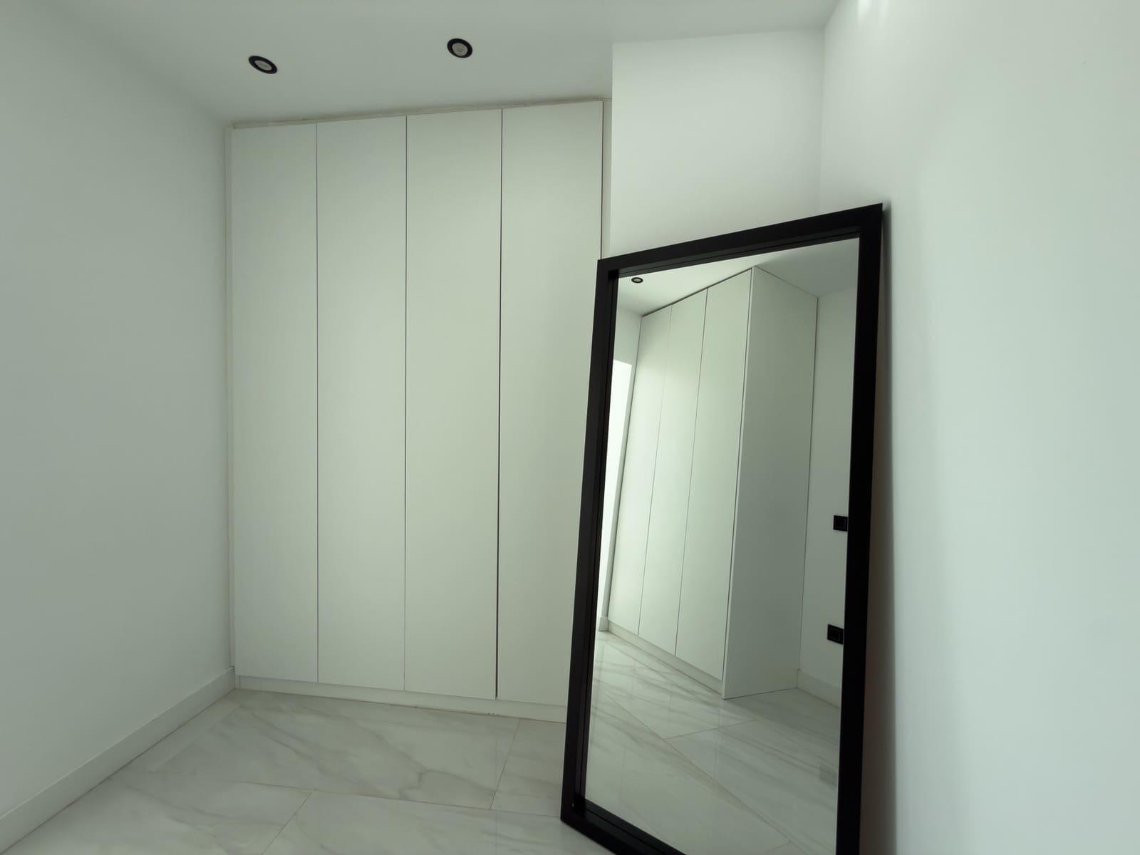 4 soverom Villa til leie i El Paraiso med svømmebasseng - € 6 500 (Ref: 9358972)