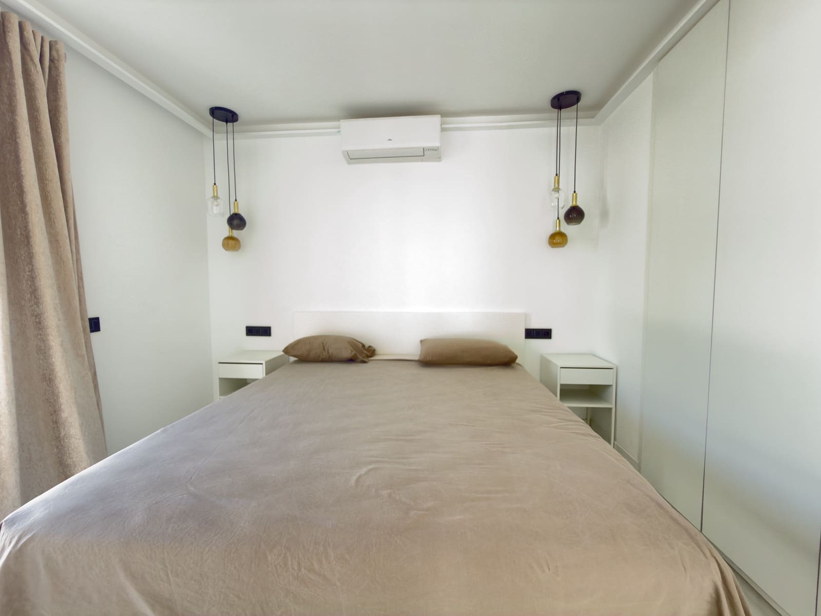 4 soverom Villa til leie i El Paraiso med svømmebasseng - € 6 500 (Ref: 9358972)