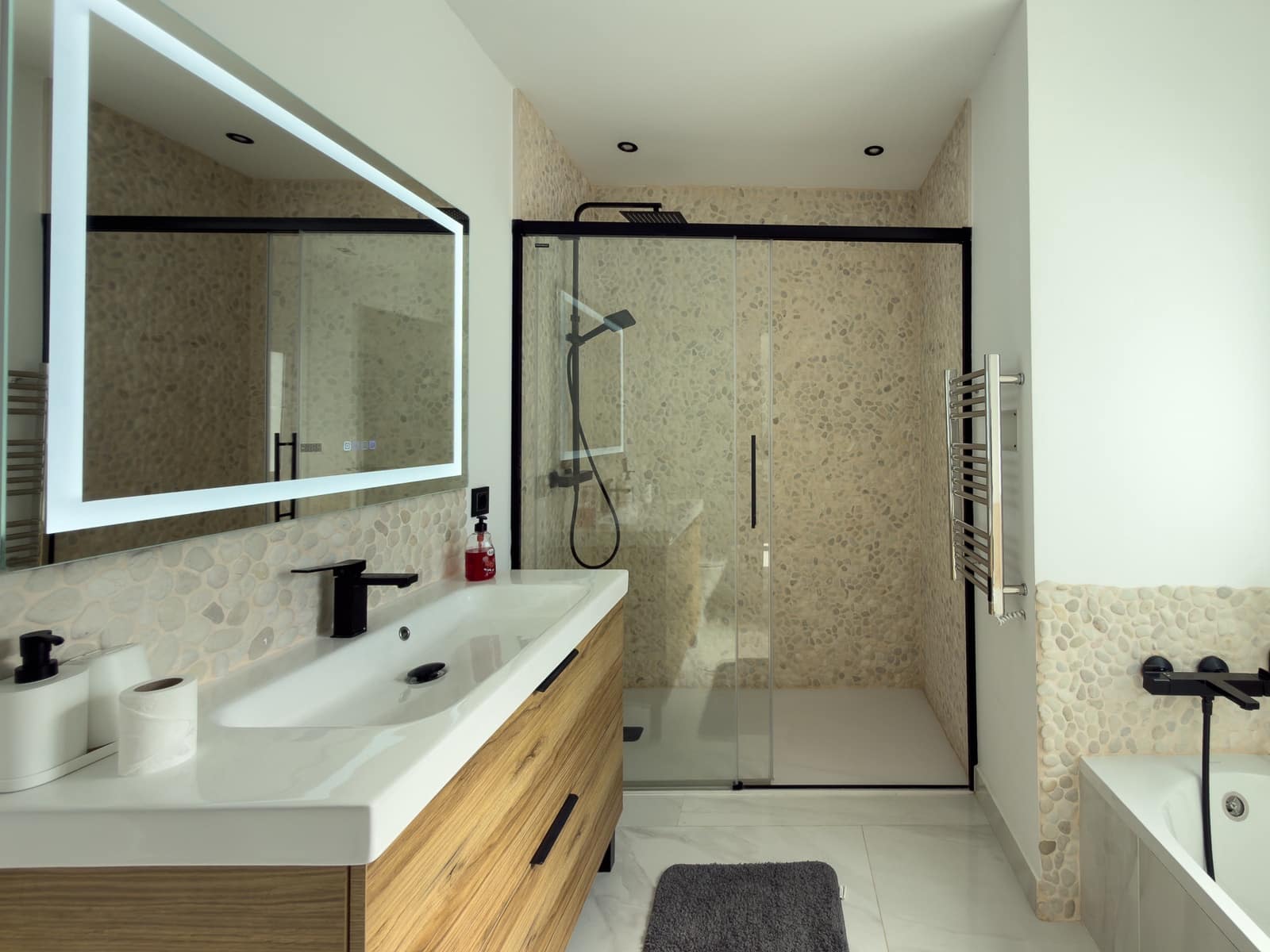 4 soverom Villa til leie i El Paraiso med svømmebasseng - € 6 500 (Ref: 9358972)