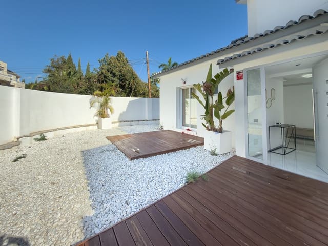 4 soverom Villa til leie i El Paraiso, Estepona med svømmebasseng - € 6 500 (Ref: 9358972)