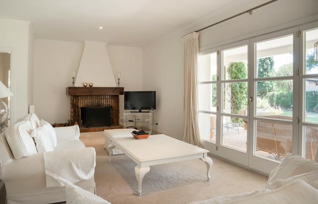 3 sypialnia Willa na sprzedaż w El Paraiso, Estepona z garażem - 2 850 000 € (Ref: 9358973)