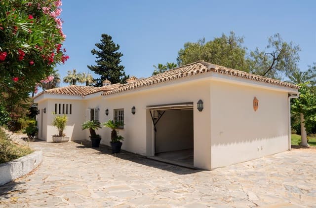 3 sypialnia Willa na sprzedaż w El Paraiso, Estepona z garażem - 2 850 000 € (Ref: 9358973)