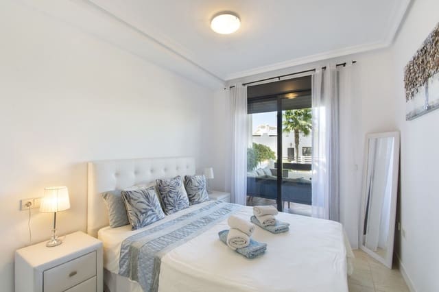 2 slaapkamer Appartement te koop in Selwo, Estepona met zwembad garage - € 379.000 (Ref: 9358978)