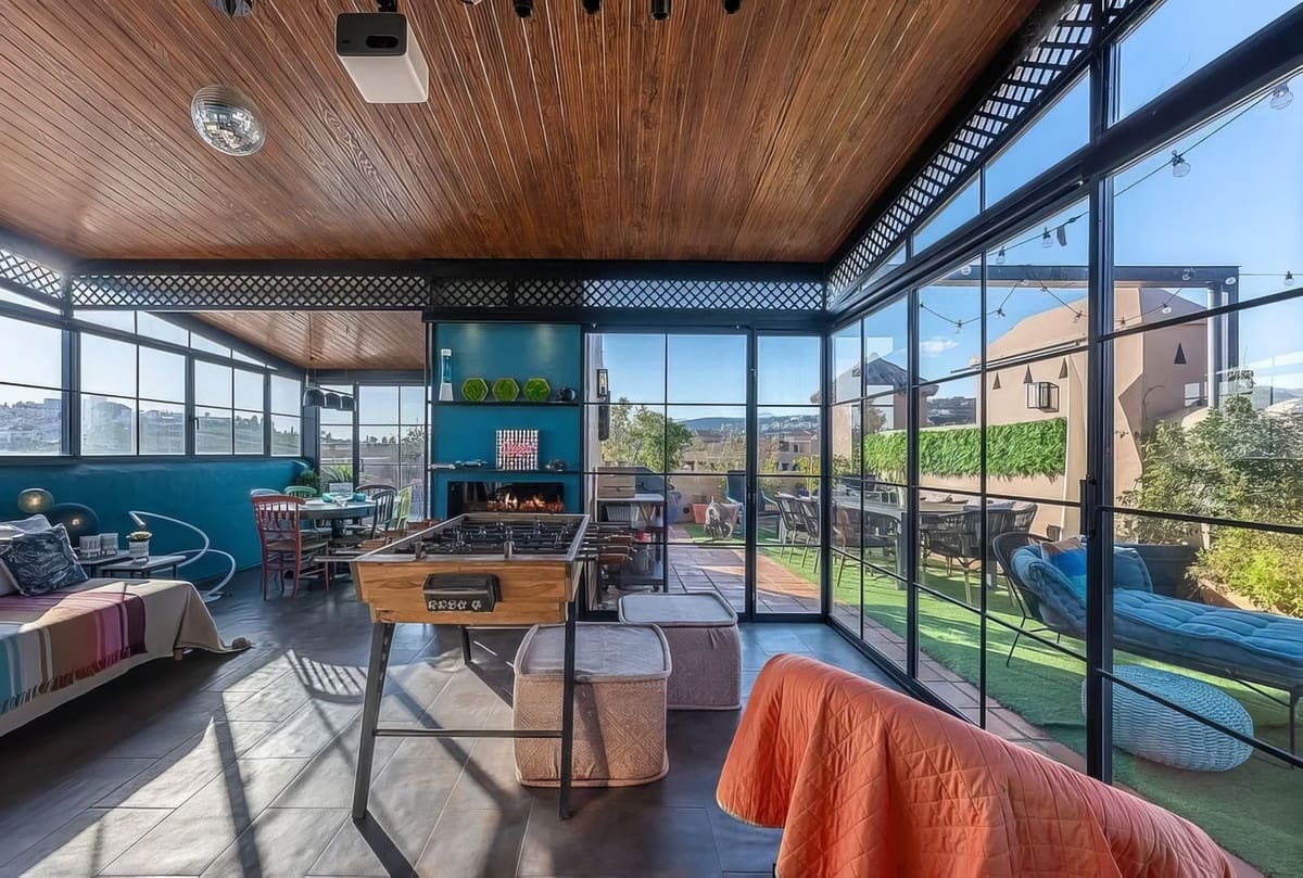 3 quarto Penthouse para venda em Estepona com piscina garagem - 880 000 € (Ref: 9358979)