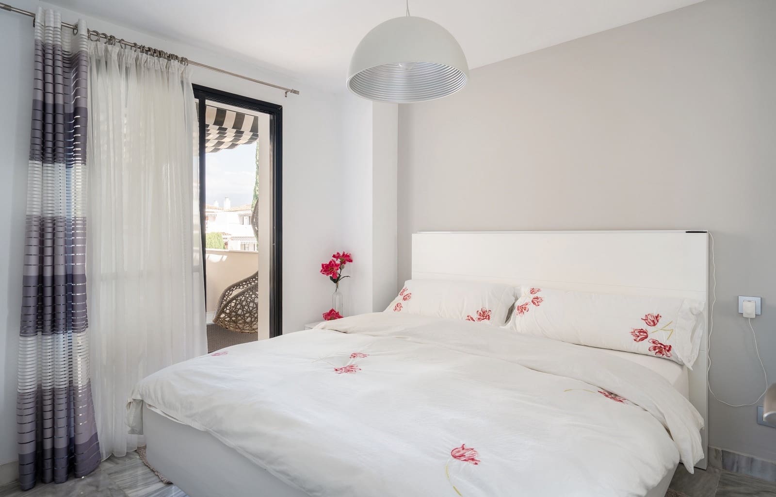 3 bedroom Townhouse for sale in Costalita with pool garage - € 680,000 (Ref: 9367089)