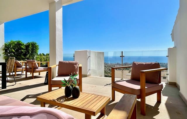 3 soveværelse Penthouse til salg i Benalmádena pueblo, Benalmádena med swimmingpool garage - € 690.000 (Ref: 9367090)