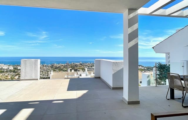 3 makuuhuone Kattohuoneisto myytävänä paikassa Benalmádena pueblo, Benalmádena mukana uima-altaan 
autotalli - 680 000 € (Ref: 9367090)