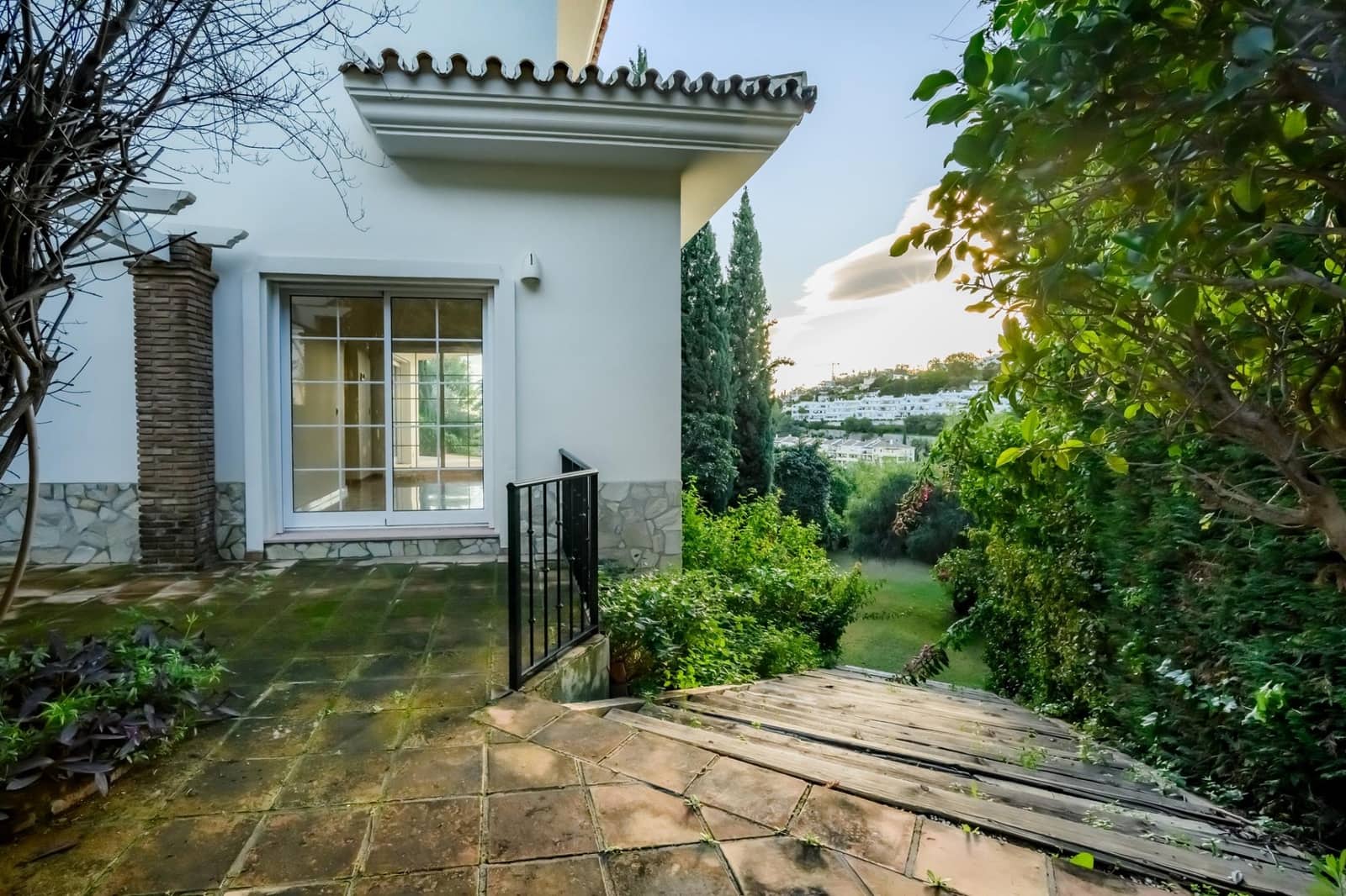 6 quarto Moradia para venda em Nueva Andalucia com piscina garagem - 3 500 000 € (Ref: 9371870)
