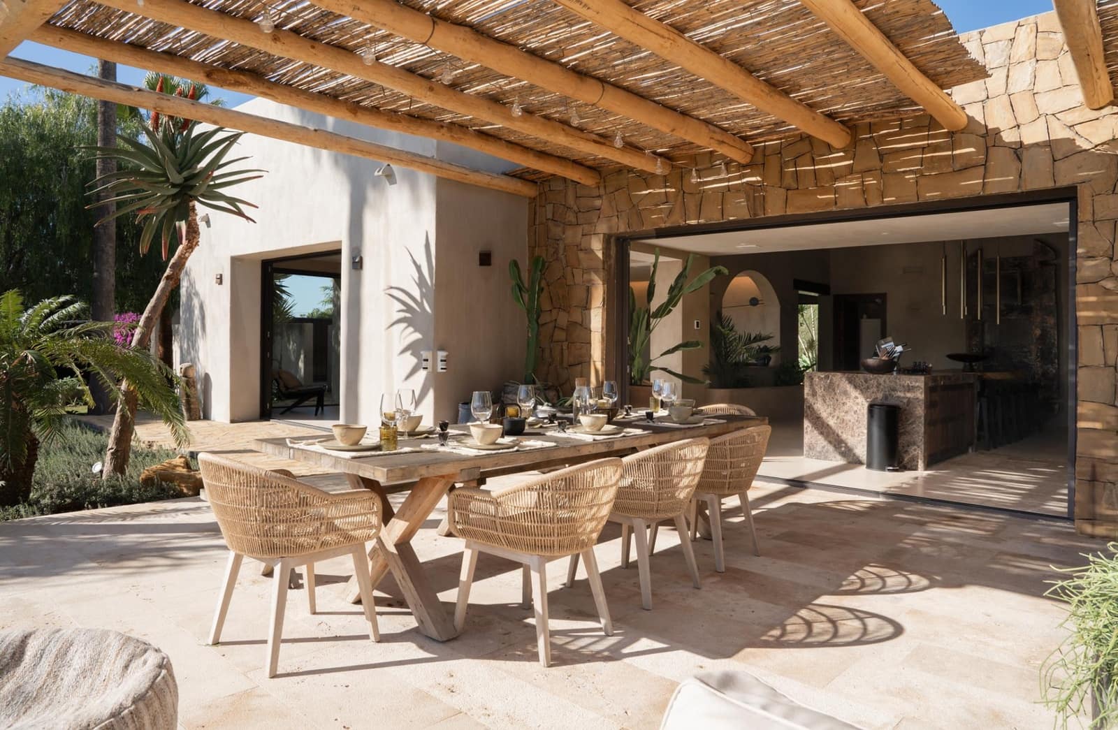 5 slaapkamer Villa te koop in New Golden Mile met zwembad garage - € 3.970.000 (Ref: 9378831)
