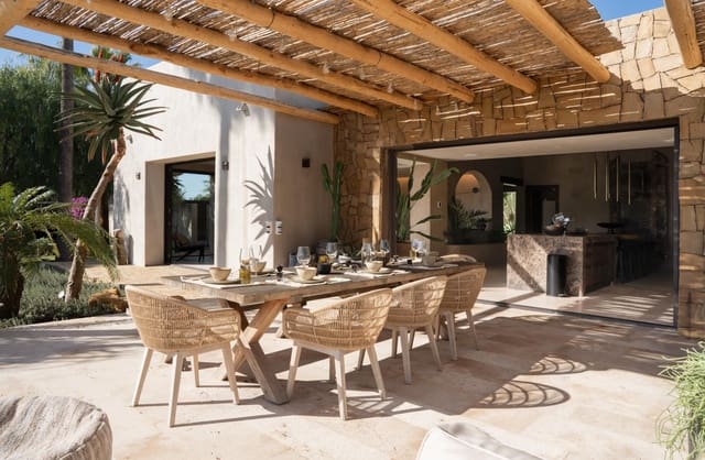 5 slaapkamer Villa te koop in Selwo, Estepona met zwembad garage - € 3.970.000 (Ref: 9378831)