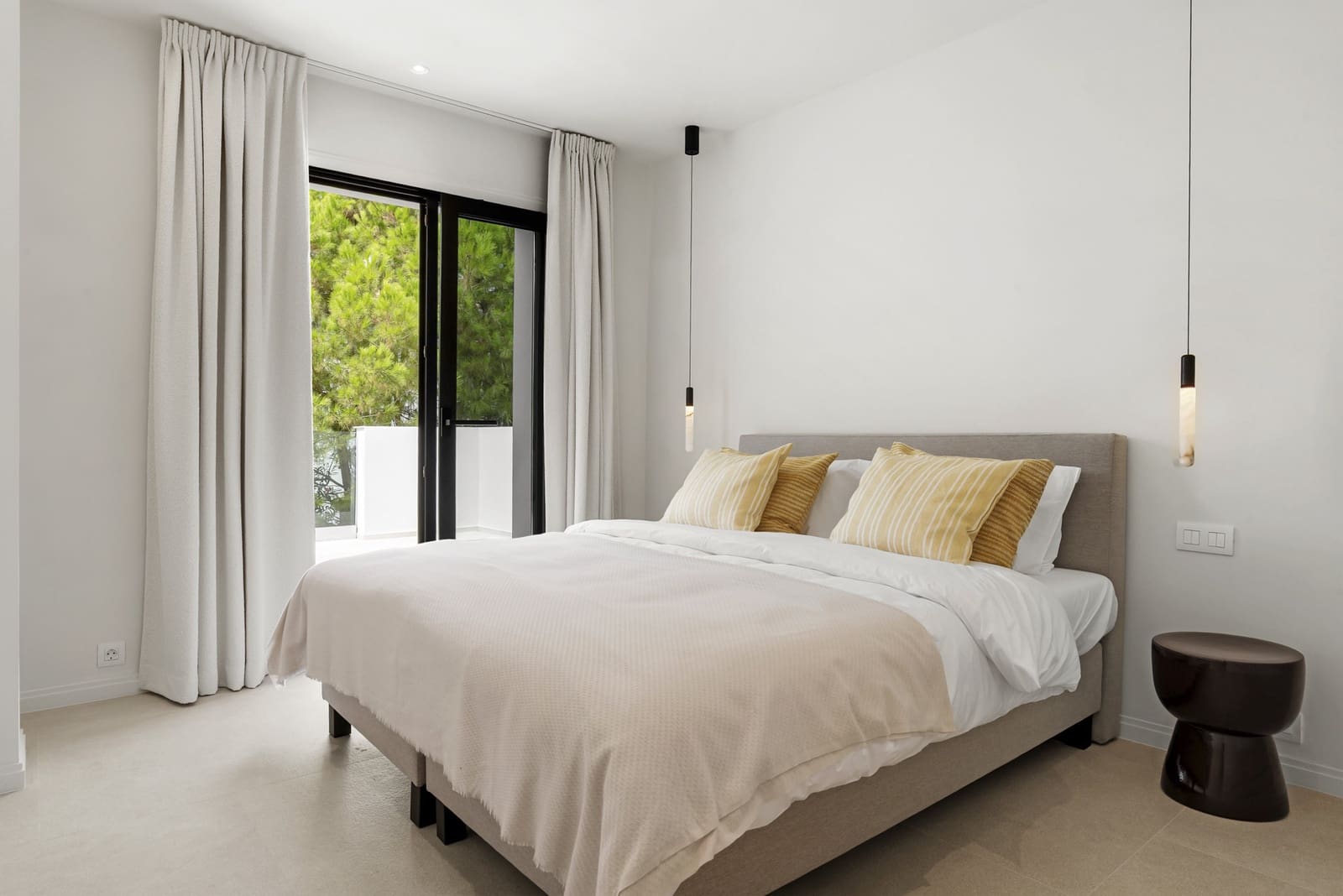 4 soverom Villa til salgs i Benahavis med svømmebasseng garasje - € 3 450 000 (Ref: 9398252)