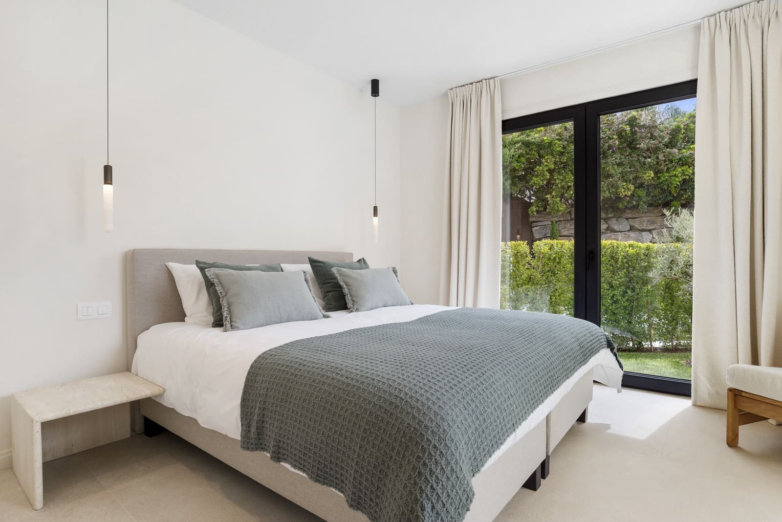 4 quarto Moradia para venda em Benahavis com piscina garagem - 3 450 000 € (Ref: 9398252)