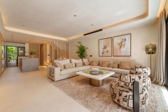 4 chambre Maison de Ville à vendre à Marbella avec piscine garage - 2 150 000 € (Ref: 9398255)