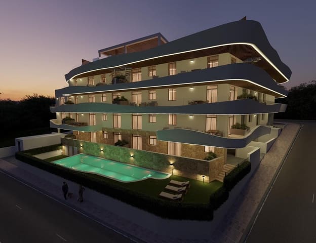 2 slaapkamer Penthouse te koop in Centro, Estepona met zwembad garage - € 629.000 (Ref: 9400552)
