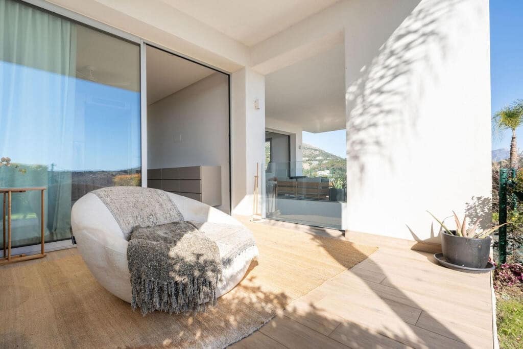 3 chambre Appartement à vendre à Benahavis avec piscine garage - 925 000 € (Ref: 9400743)