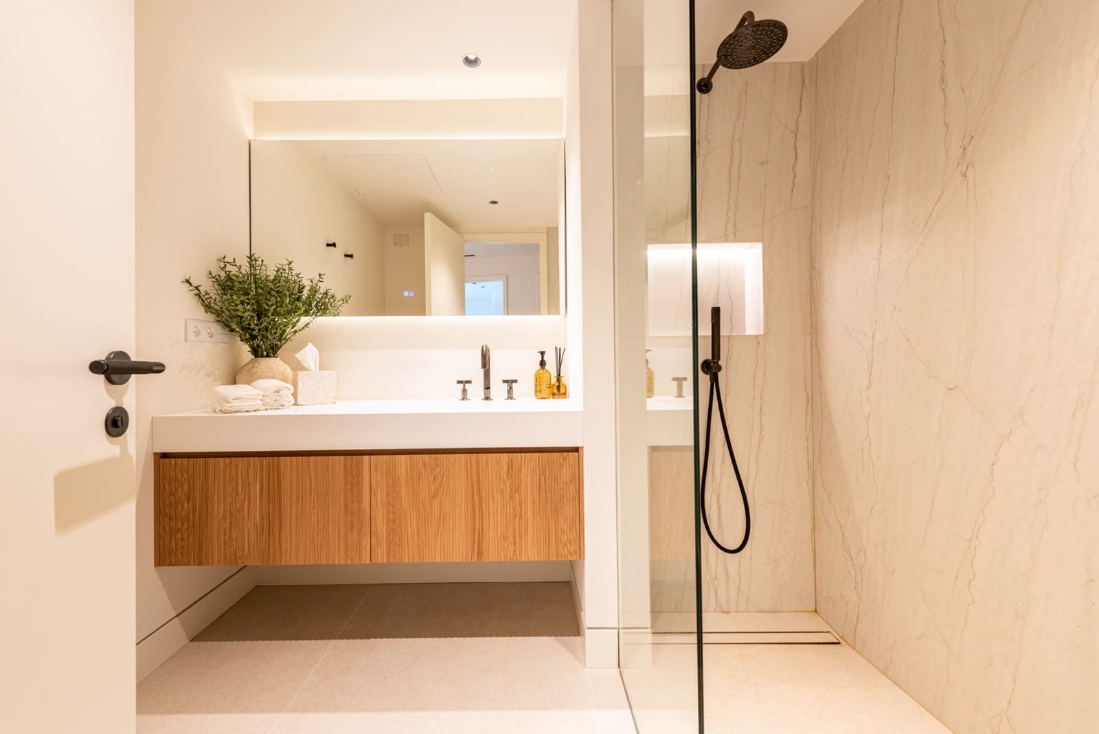 3 Zimmer Haus zu verkaufen in Marbella mit Pool Garage - 1.195.000 € (Ref: 9410723)