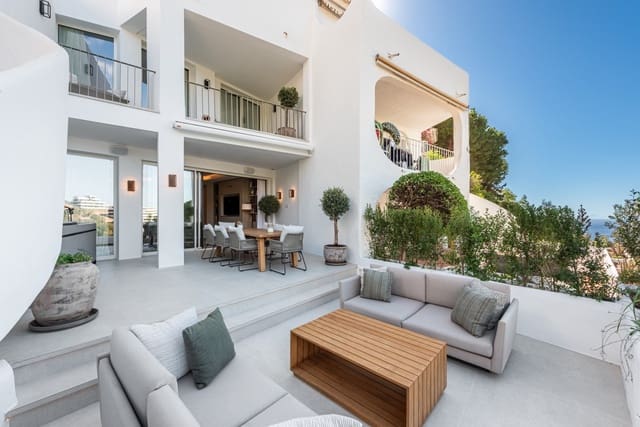 3 soveværelse Byhus til salg i Marbella med swimmingpool garage - € 1.195.000 (Ref: 9410723)
