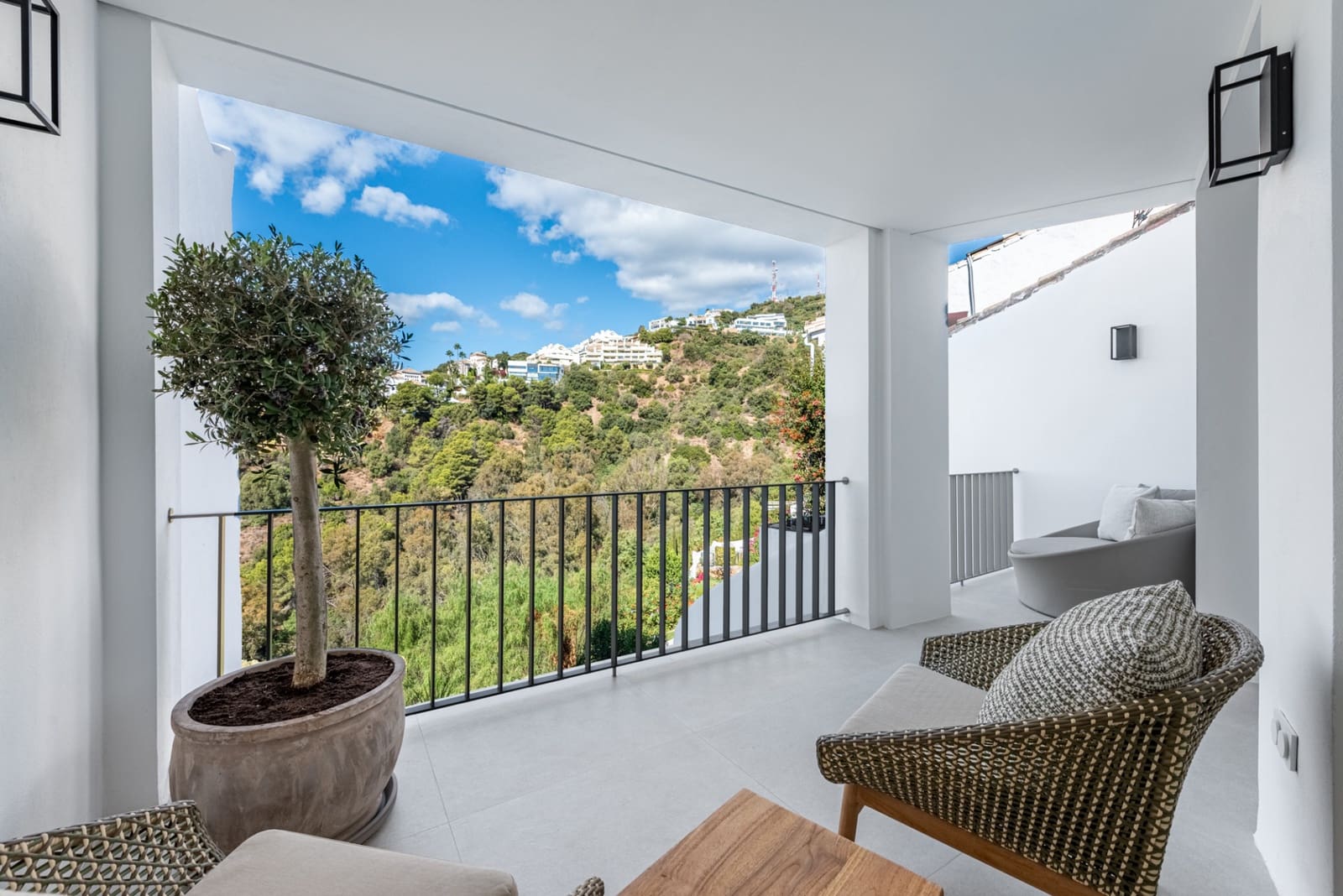 3 soveværelse Byhus til salg i Marbella med swimmingpool garage - € 1.195.000 (Ref: 9410723)