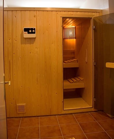 2 soveværelse Penthouse til salg i Los Pacos, Fuengirola med swimmingpool garage - € 446.000 (Ref: 9410726)