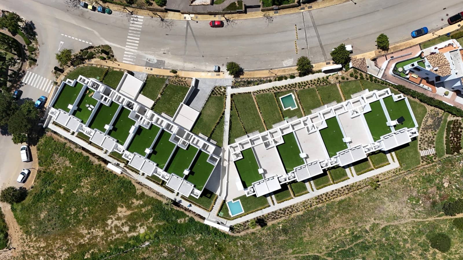 3 sypialnia Dom na sprzedaż w Manilva z basenem garażem - 595 000 € (Ref: 9422064)