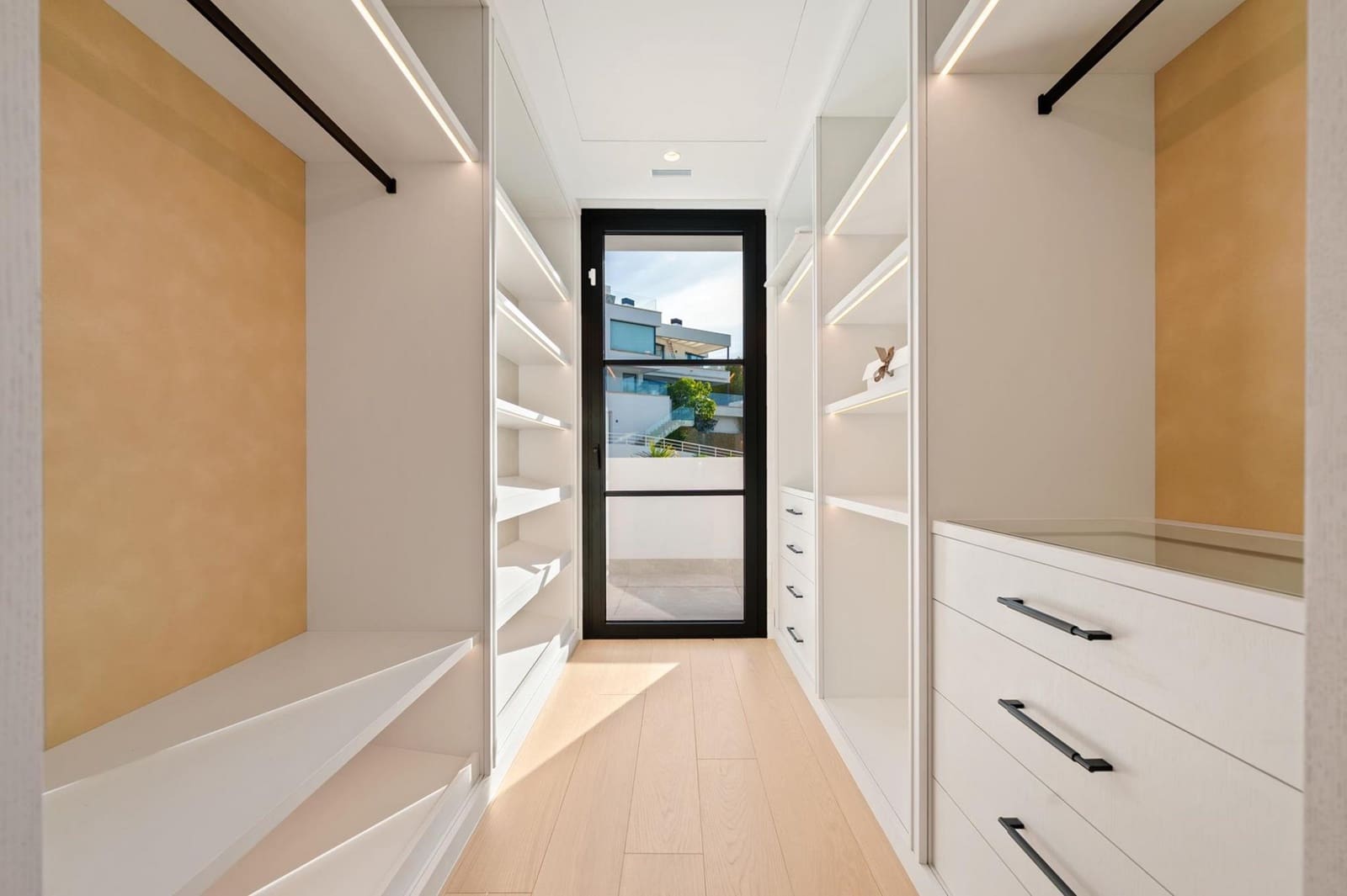 5 soveværelse Villa til salg i Benahavis med swimmingpool garage - € 6.250.000 (Ref: 9430898)