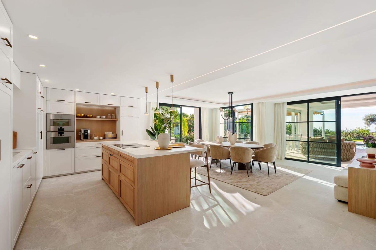 5 soveværelse Villa til salg i Benahavis med swimmingpool garage - € 6.250.000 (Ref: 9430898)