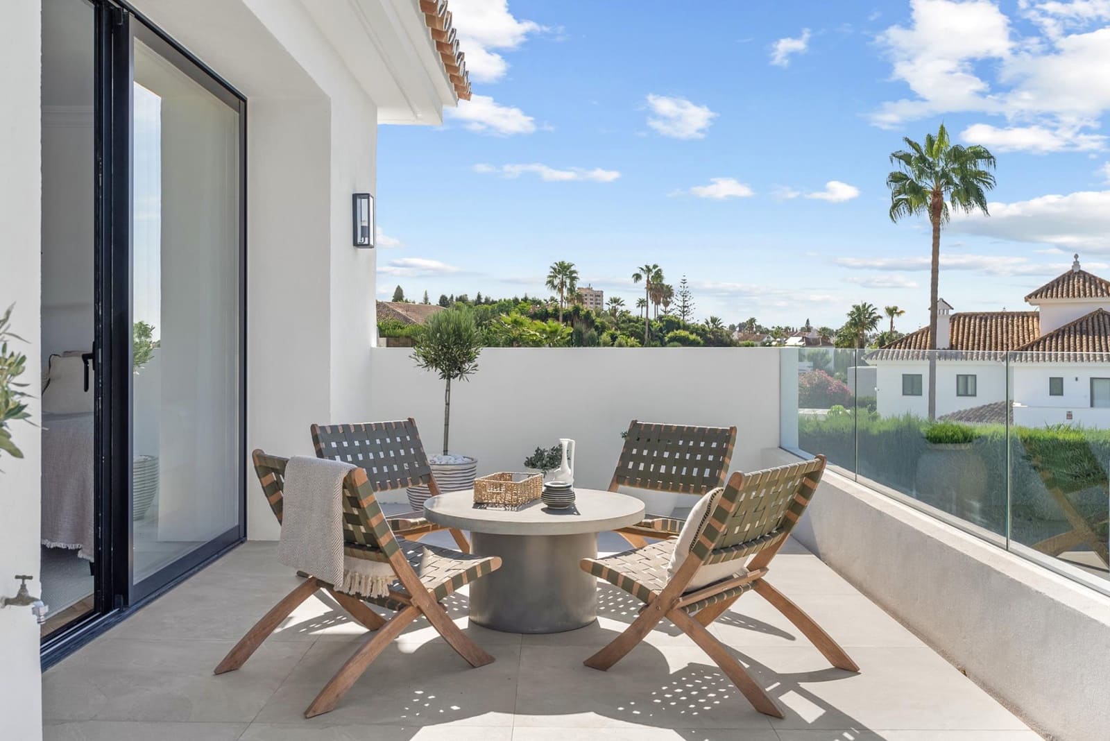 5 Zimmer Villa zu verkaufen in Nueva Andalucia mit Pool Garage - 3.495.000 € (Ref: 9430899)