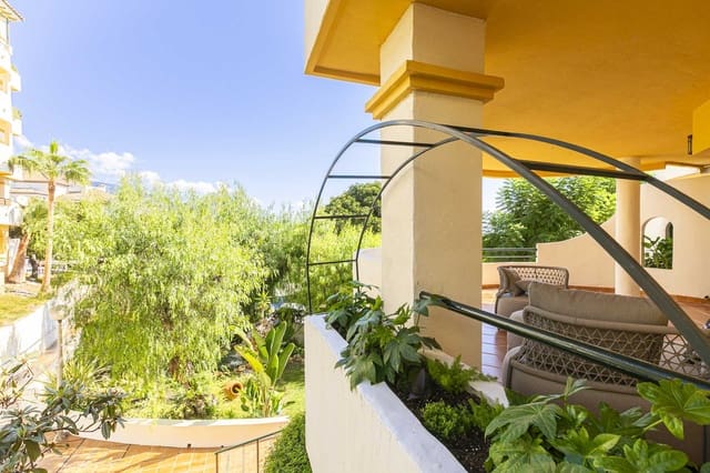 3 slaapkamer Appartement te koop in Marbella met zwembad garage - € 620.000 (Ref: 9483908)