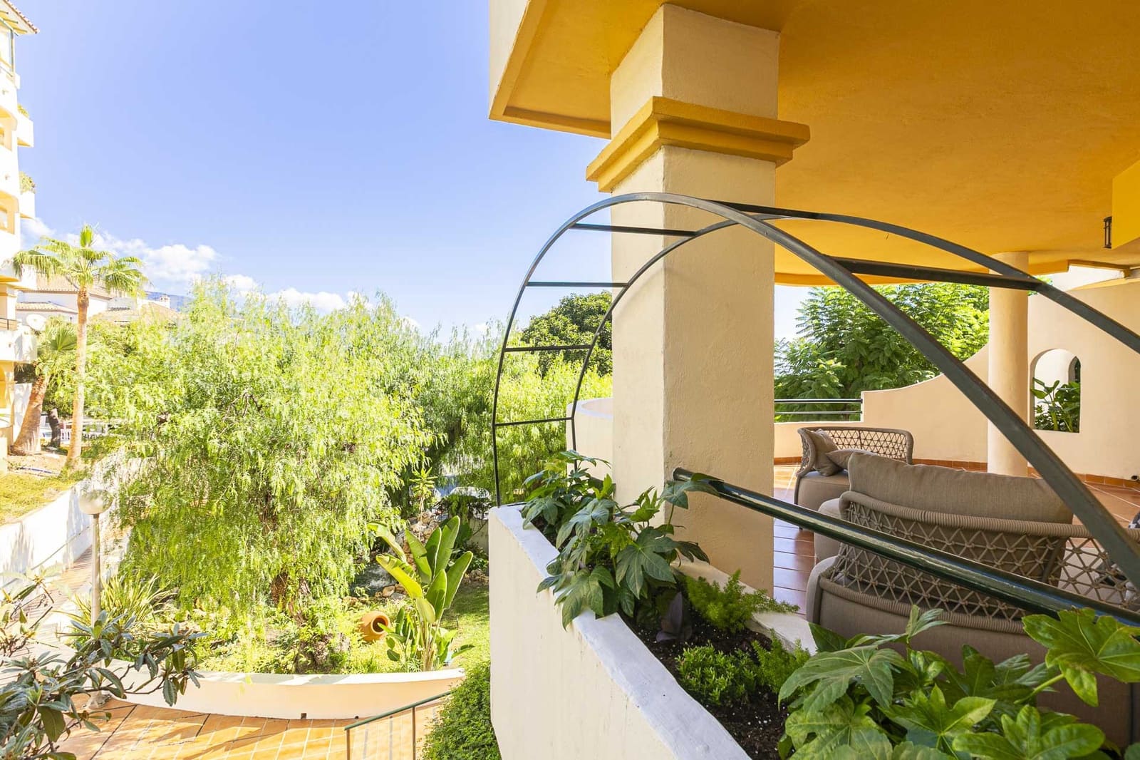 3 soverom Leilighet til salgs i Marbella med svømmebasseng garasje - € 620 000 (Ref: 9483908)