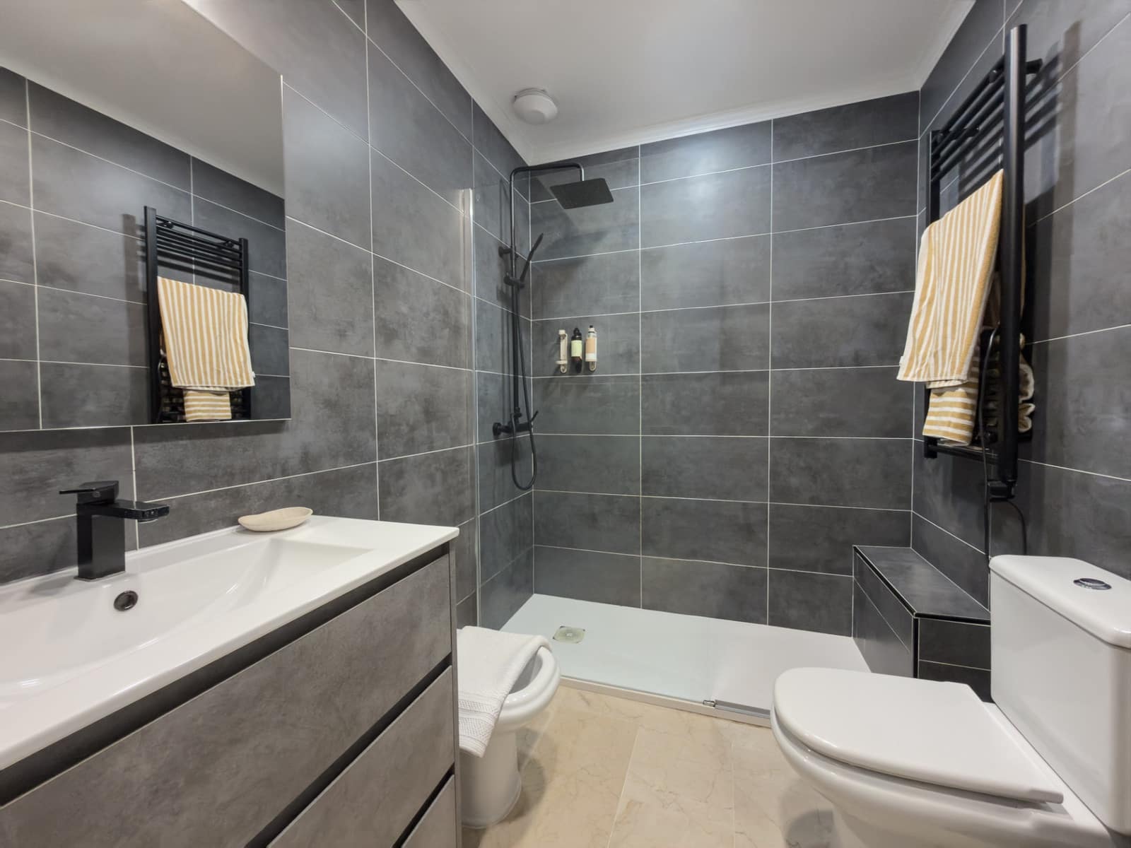 4 soveværelse Lejlighed til salg i Marbella med swimmingpool garage - € 1.100.000 (Ref: 9508520)