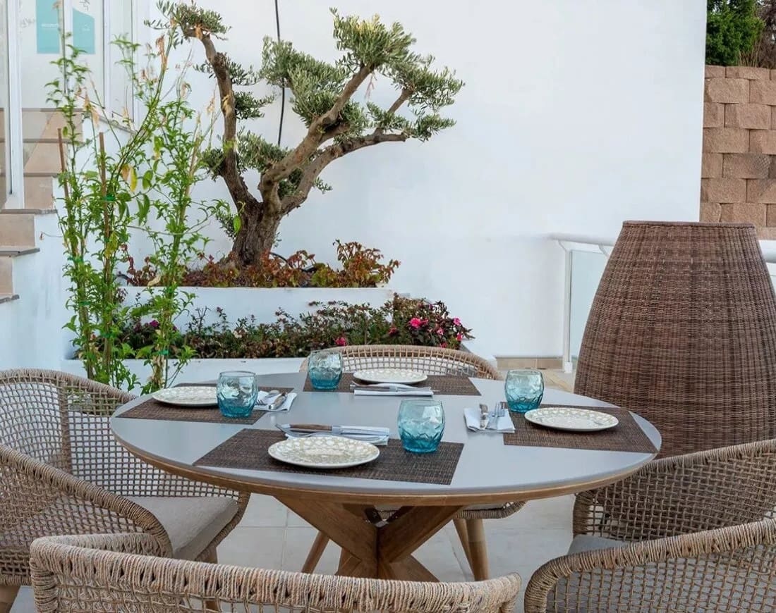 Apartamento de 2 habitaciones en Estepona en venta con piscina garaje - 155.000 € (Ref: 9540906)