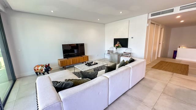 3 soverom Strandleiligheter til salgs i Marbella med svømmebasseng garasje - € 1 075 000 (Ref: 9561427)
