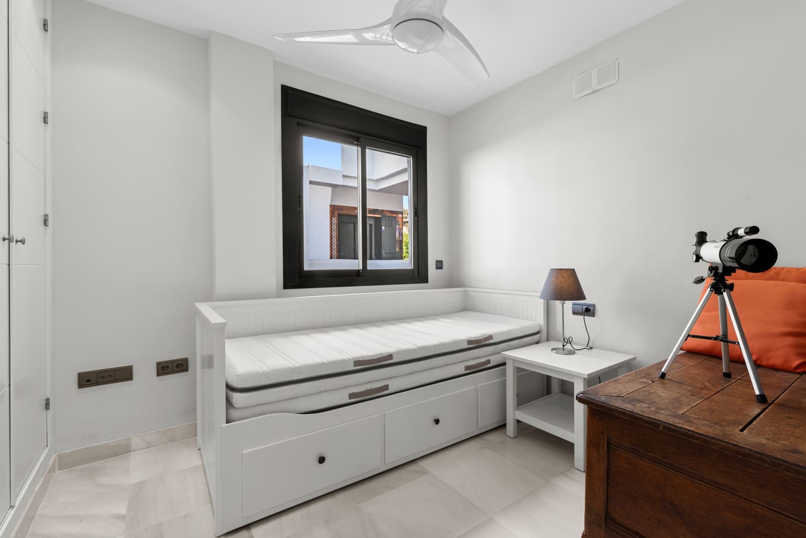 4 slaapkamer Penthouse te koop in Casares met zwembad garage - € 440.000 (Ref: 9627331)