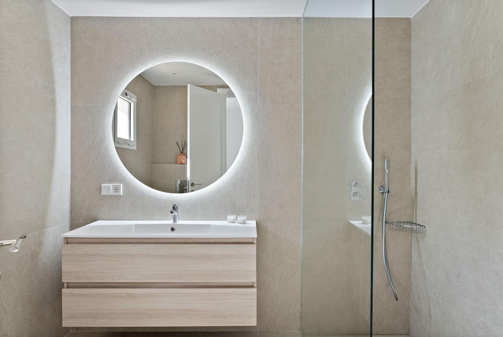 3 slaapkamer Appartement te koop in Marbella met zwembad garage - € 1.995.000 (Ref: 9627332)