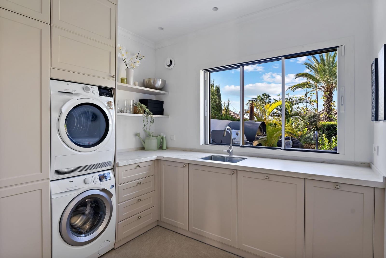 3 slaapkamer Appartement te koop in Marbella met zwembad garage - € 1.995.000 (Ref: 9627332)