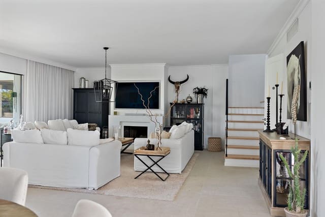 3 soverom Leilighet til salgs i Marbella med svømmebasseng garasje - € 1 995 000 (Ref: 9627332)