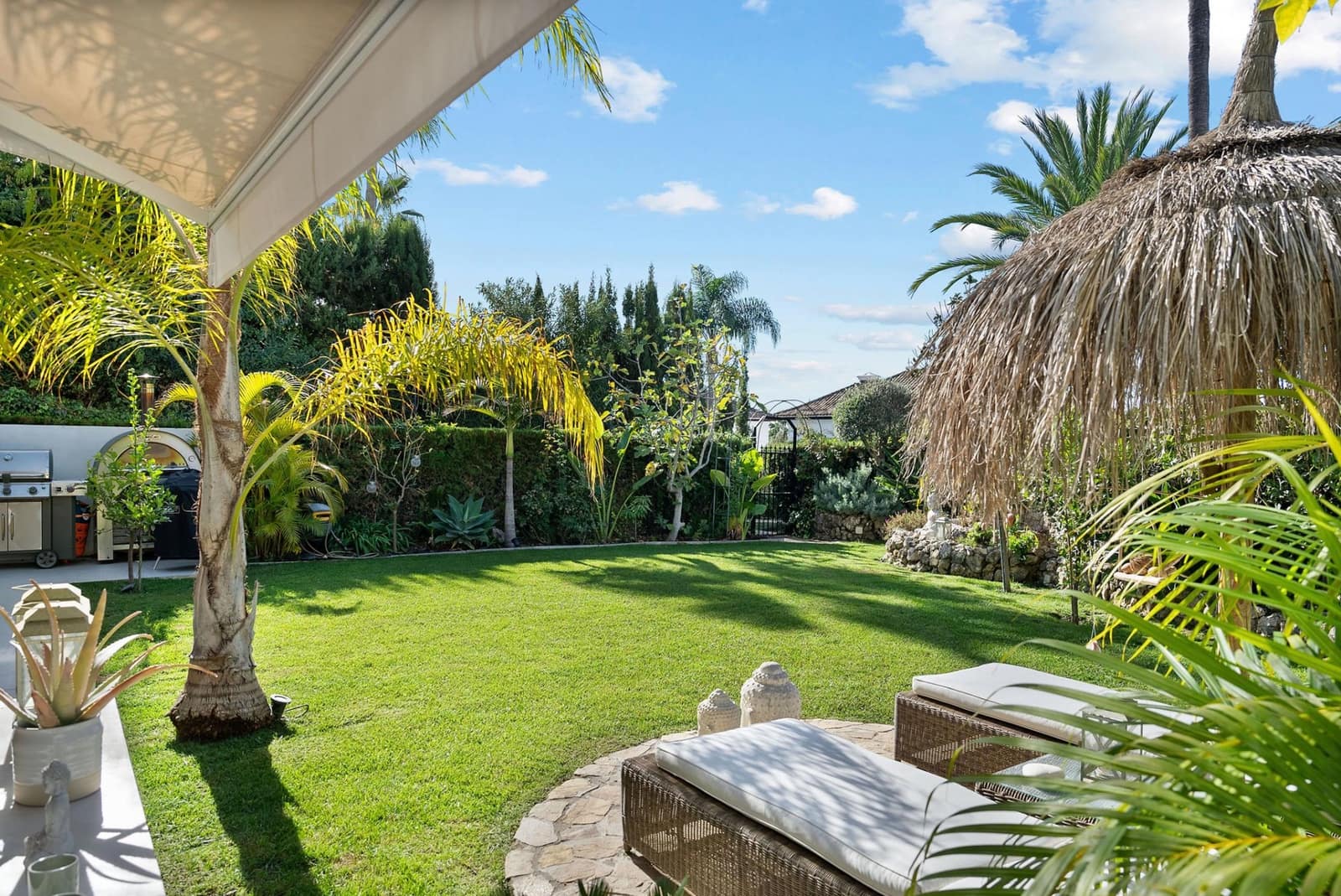 3 chambre Appartement à vendre à Marbella avec piscine garage - 1 995 000 € (Ref: 9627332)