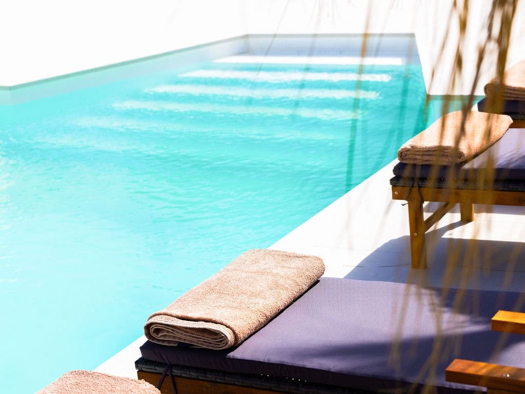 3 soverom Villa til salgs i Estepona med svømmebasseng garasje - € 1 395 000 (Ref: 9651296)